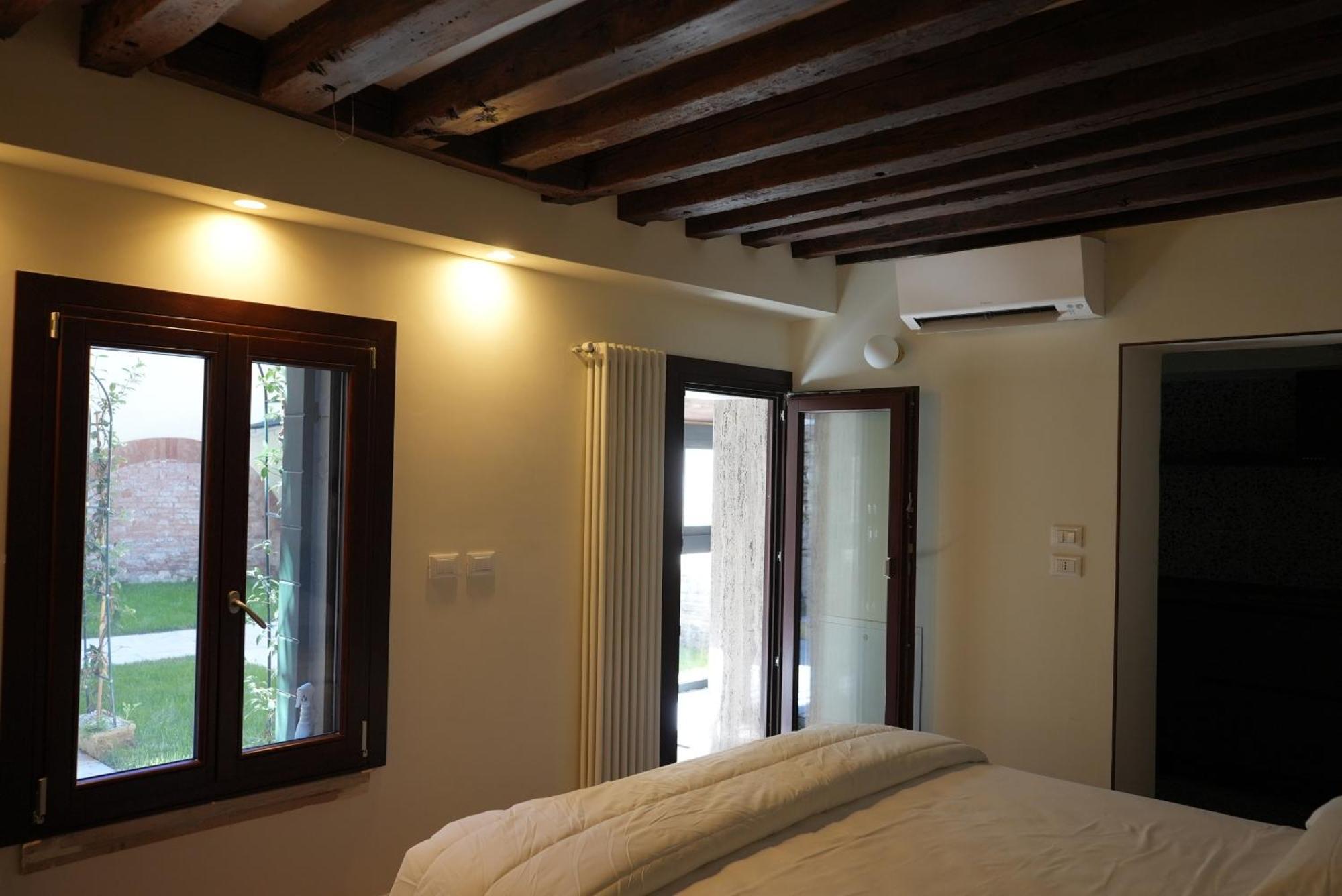 Qn Apartments Venice Luaran gambar
