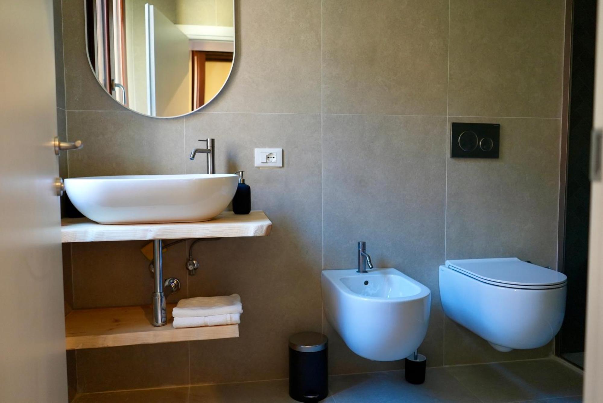 Qn Apartments Venice Luaran gambar